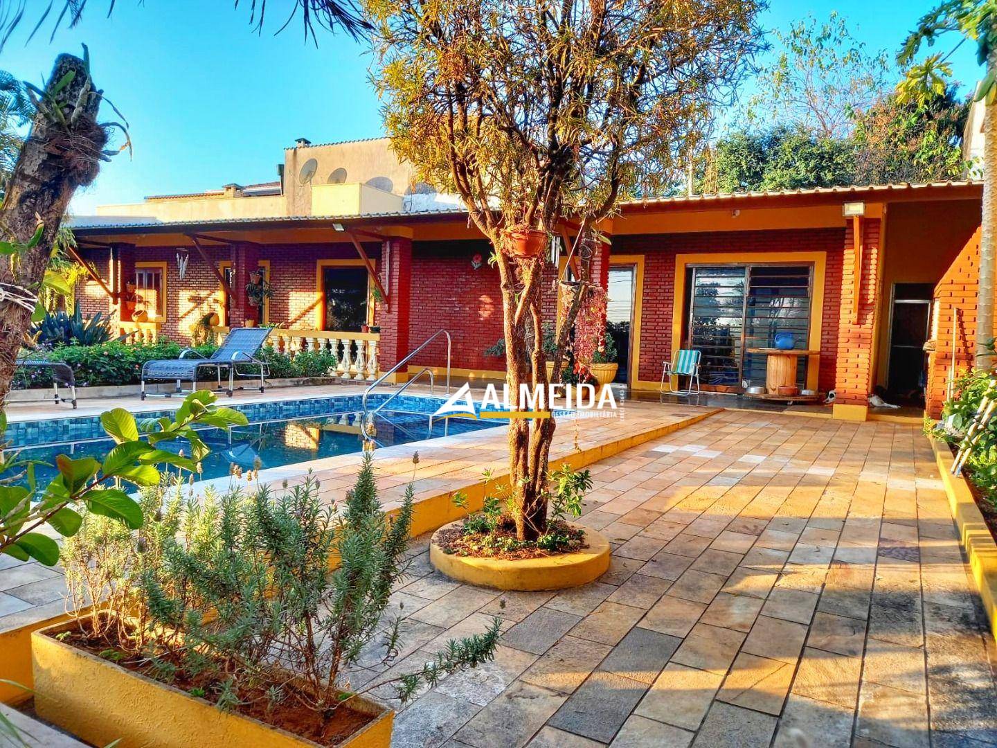 Chácara, 3 quartos, 750 m² - Foto 2