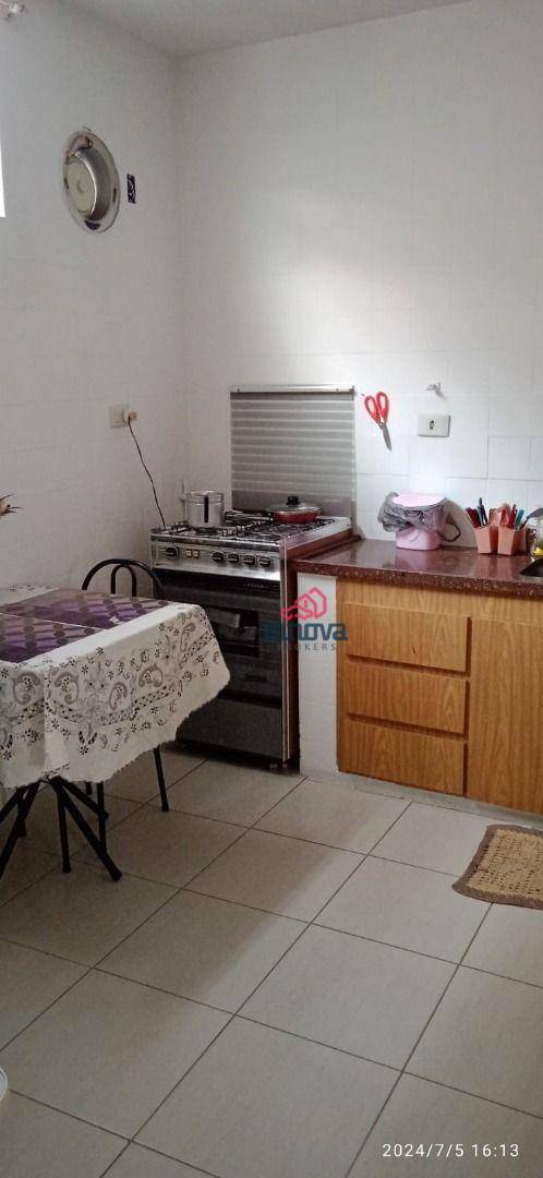 Apartamento à venda com 4 quartos, 200m² - Foto 32