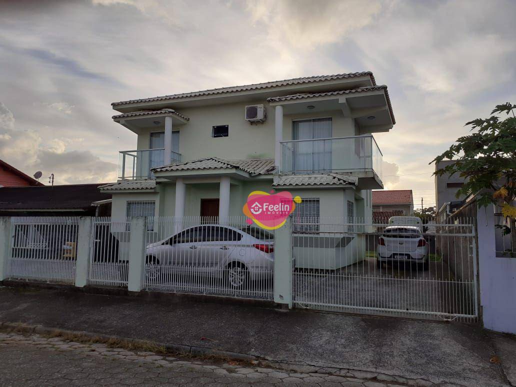 Casa à venda com 3 quartos, 150m² - Foto 3