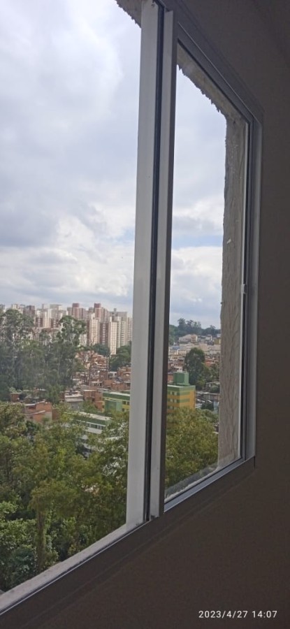 Apartamento para alugar com 2 quartos, 41m² - Foto 9