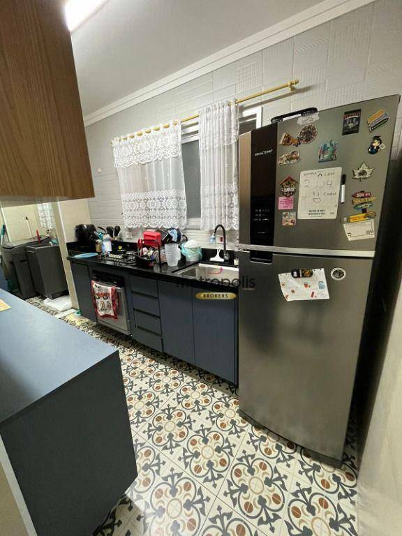 Apartamento à venda com 2 quartos, 62m² - Foto 7