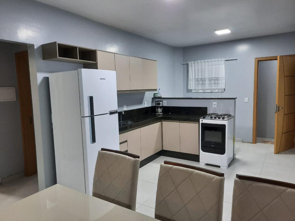 Apartamento à venda com 2 quartos, 74m² - Foto 4