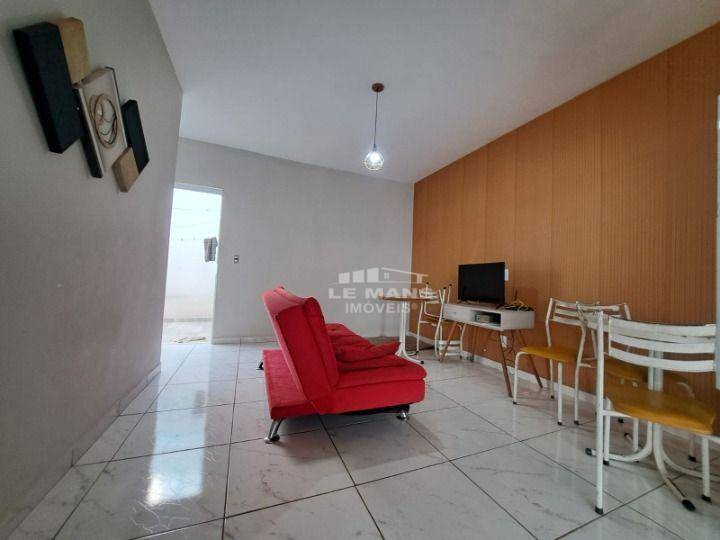 Casa à venda com 2 quartos, 110m² - Foto 8