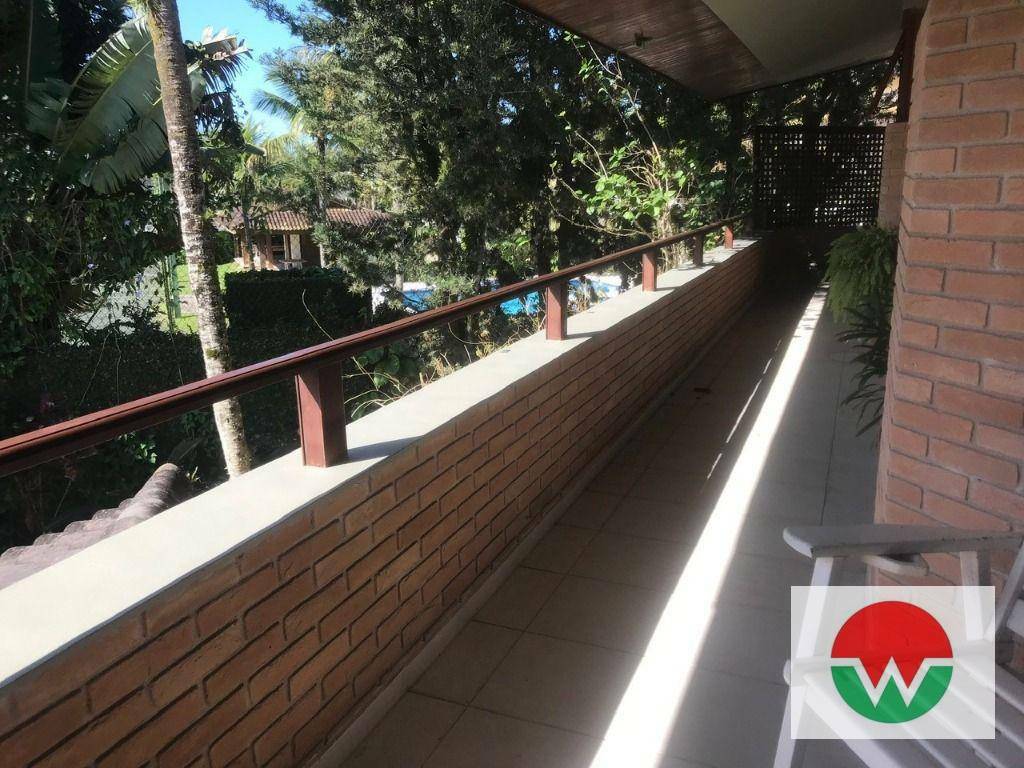 Casa de Condomínio à venda e aluguel com 6 quartos, 650m² - Foto 27