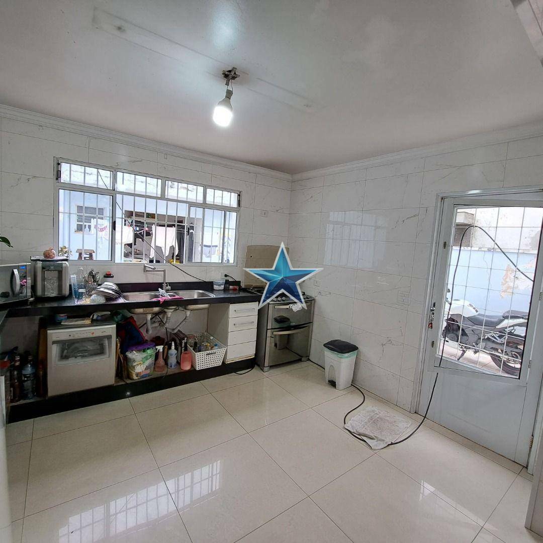 Sobrado à venda com 3 quartos, 220m² - Foto 36