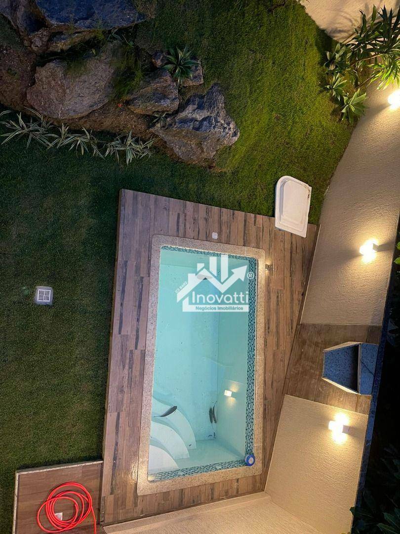 Casa de Condomínio à venda com 3 quartos, 320m² - Foto 27