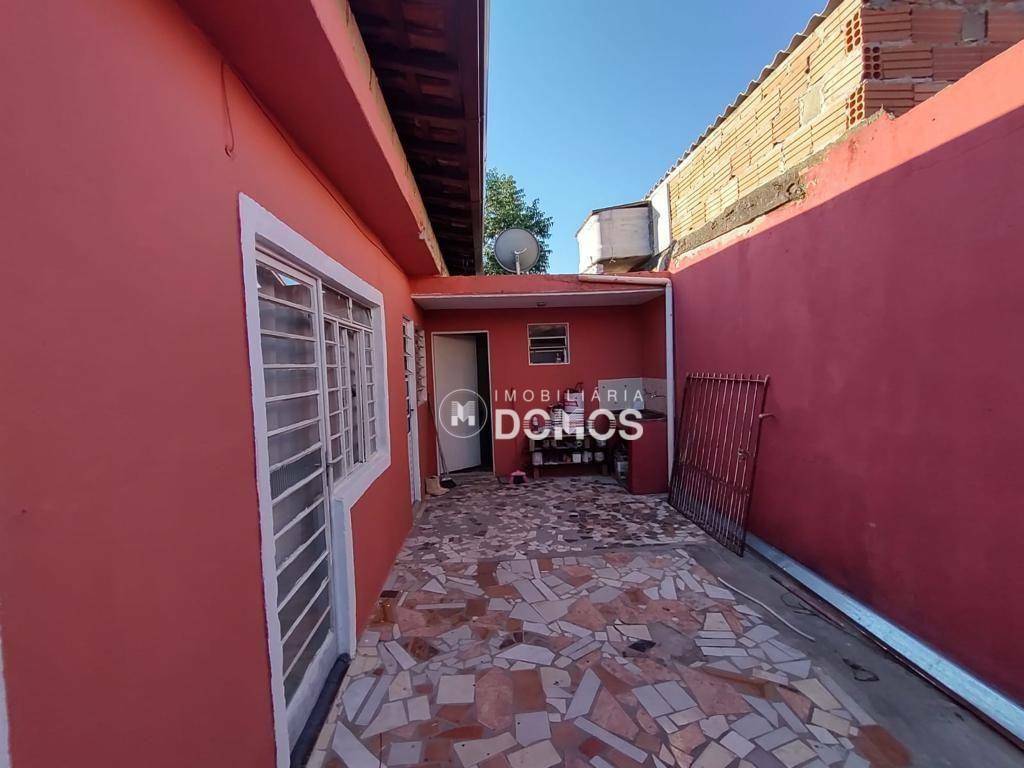 Casa à venda com 4 quartos, 150m² - Foto 14