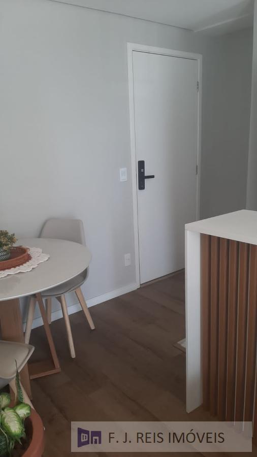 Apartamento à venda com 2 quartos, 42m² - Foto 7