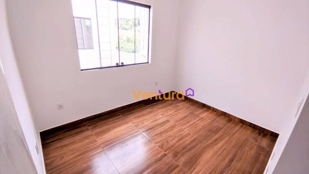 Casa à venda com 3 quartos, 95m² - Foto 6