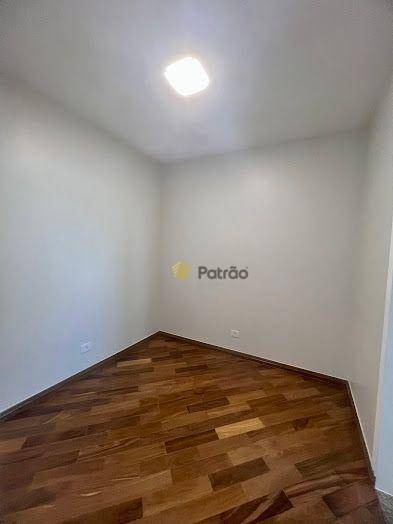 Sobrado à venda com 3 quartos, 244m² - Foto 34