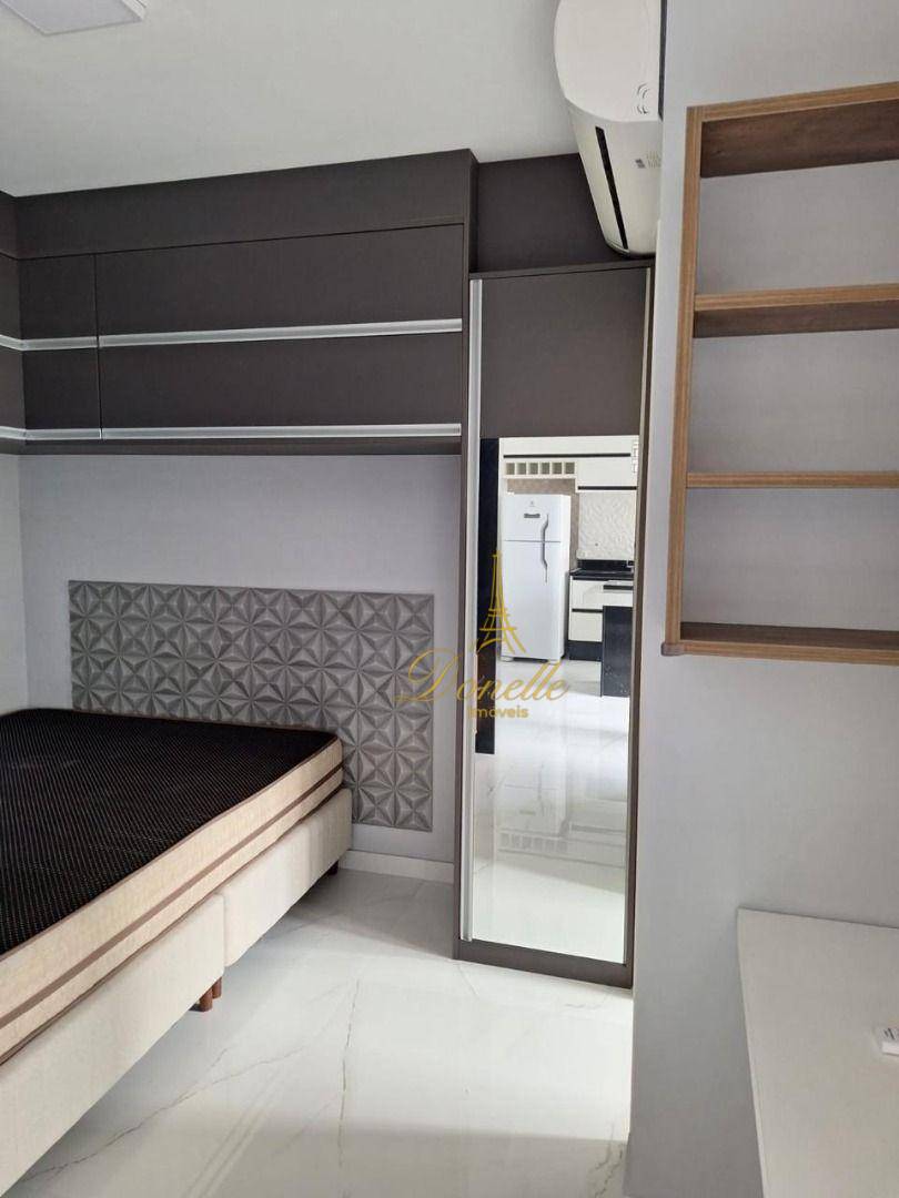 Apartamento para alugar com 1 quarto, 43m² - Foto 14