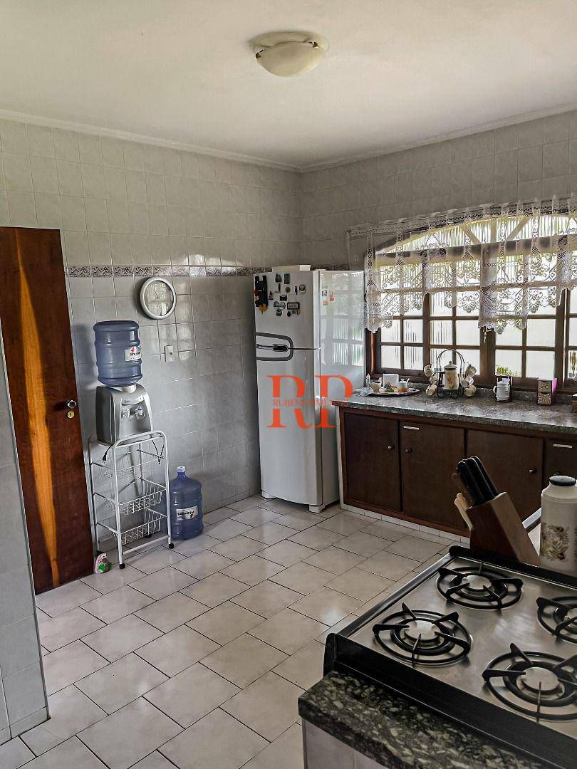 Chácara à venda com 5 quartos, 380m² - Foto 23