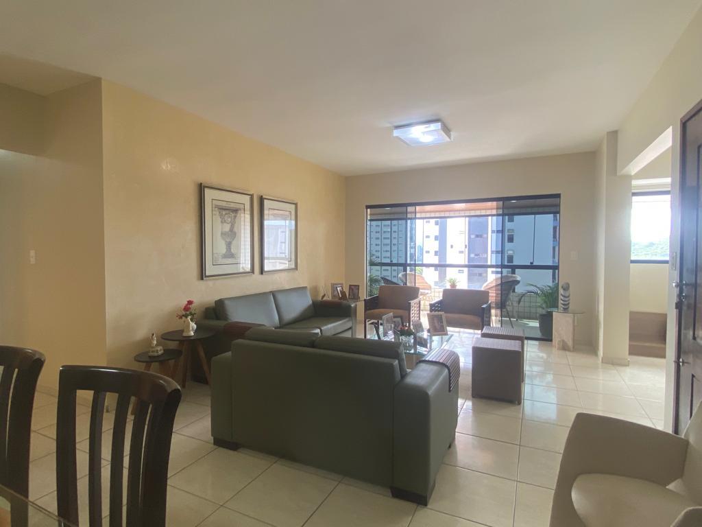 Apartamento à venda com 3 quartos, 187m² - Foto 9