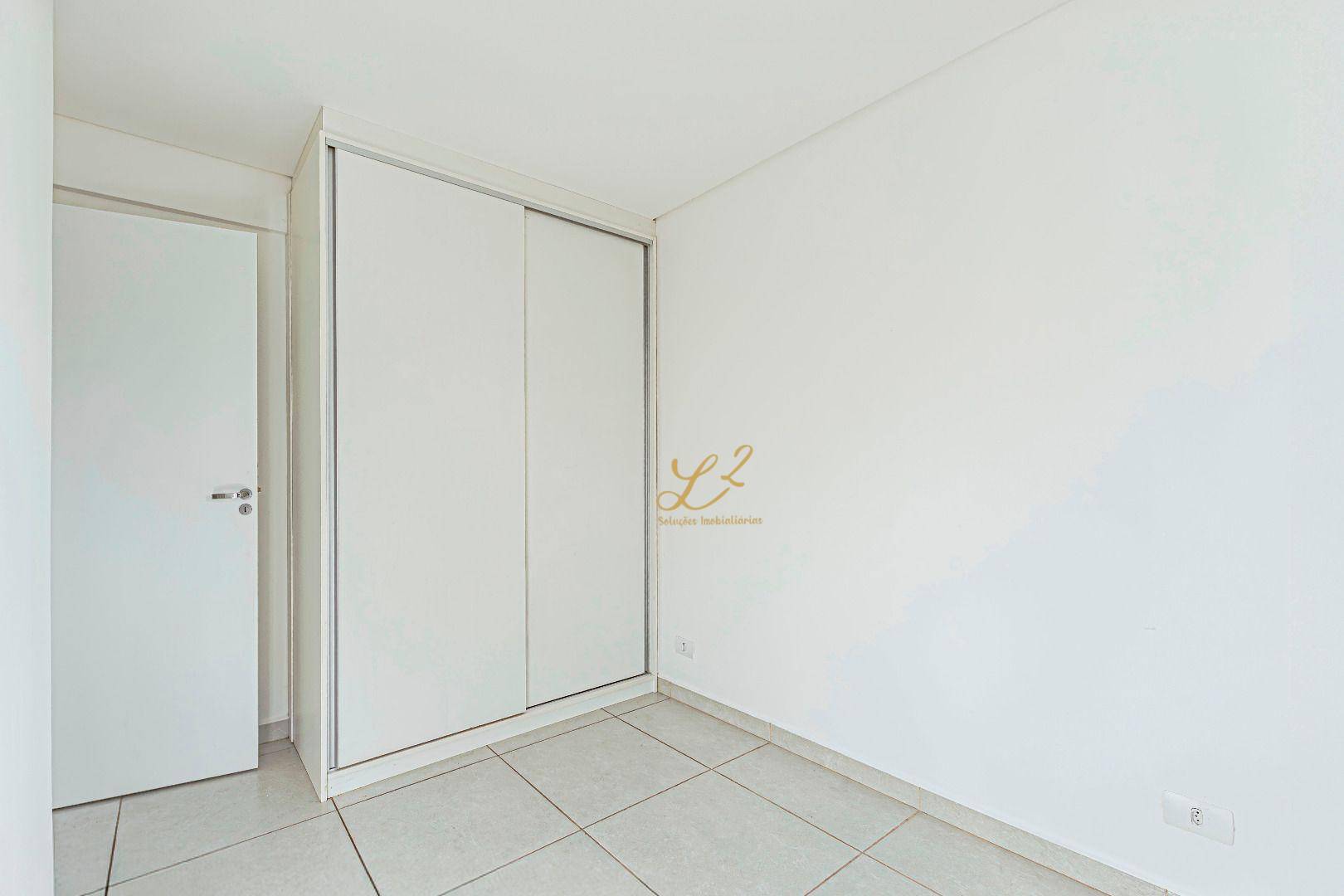 Apartamento para alugar com 2 quartos, 64m² - Foto 22