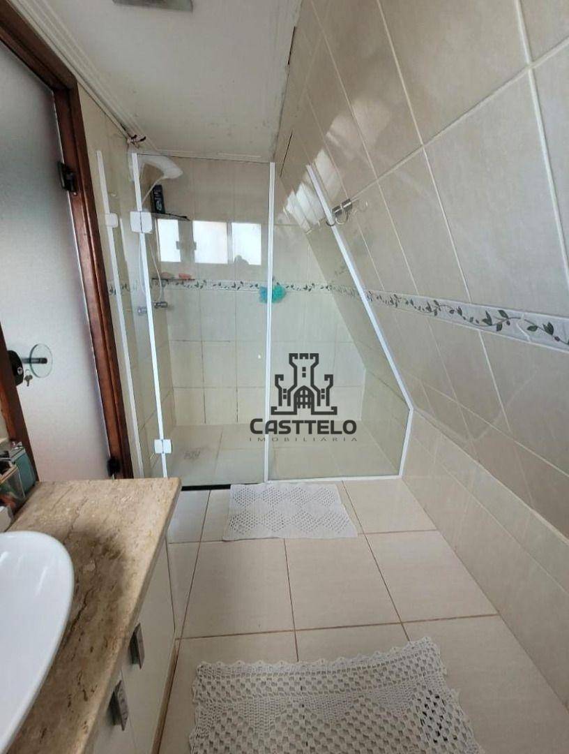 Casa à venda com 5 quartos, 265m² - Foto 17