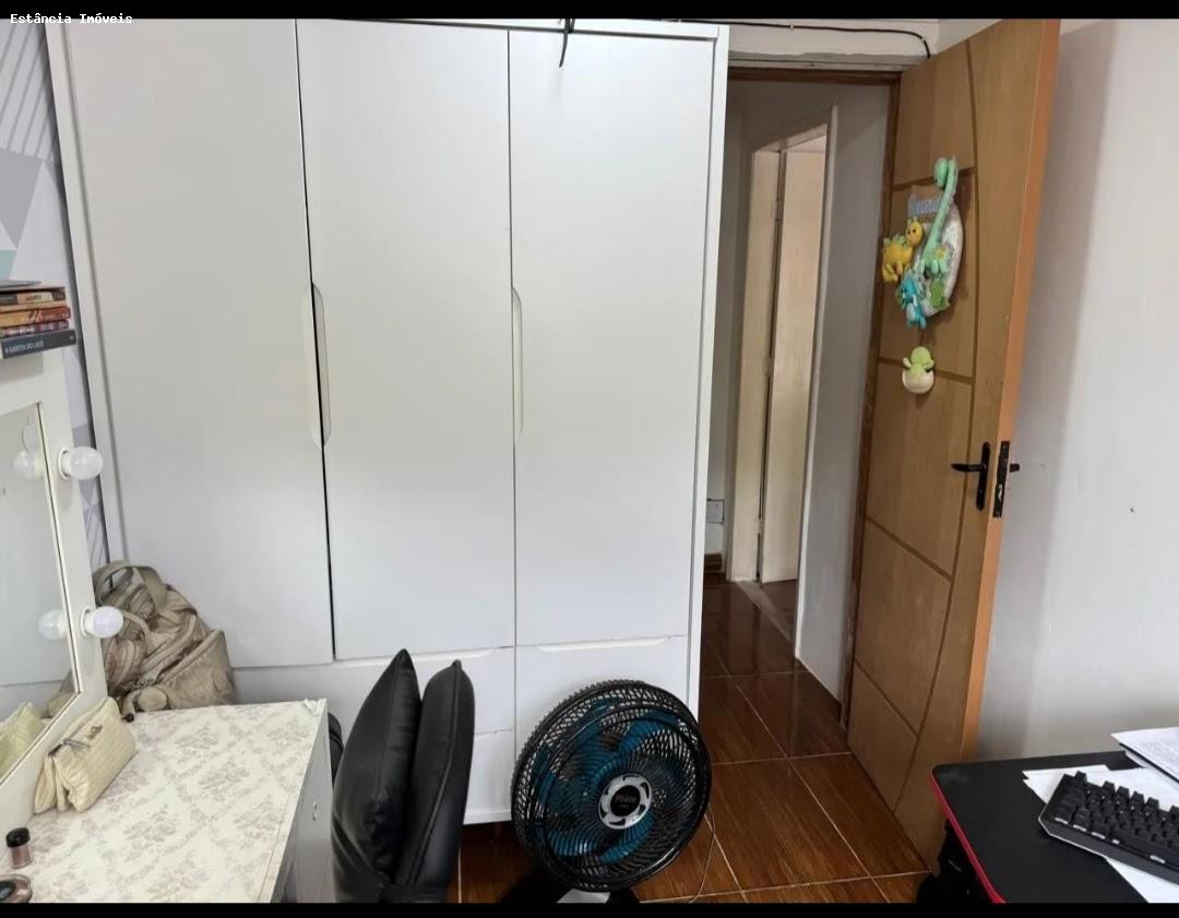 Casa à venda com 3 quartos, 200m² - Foto 12