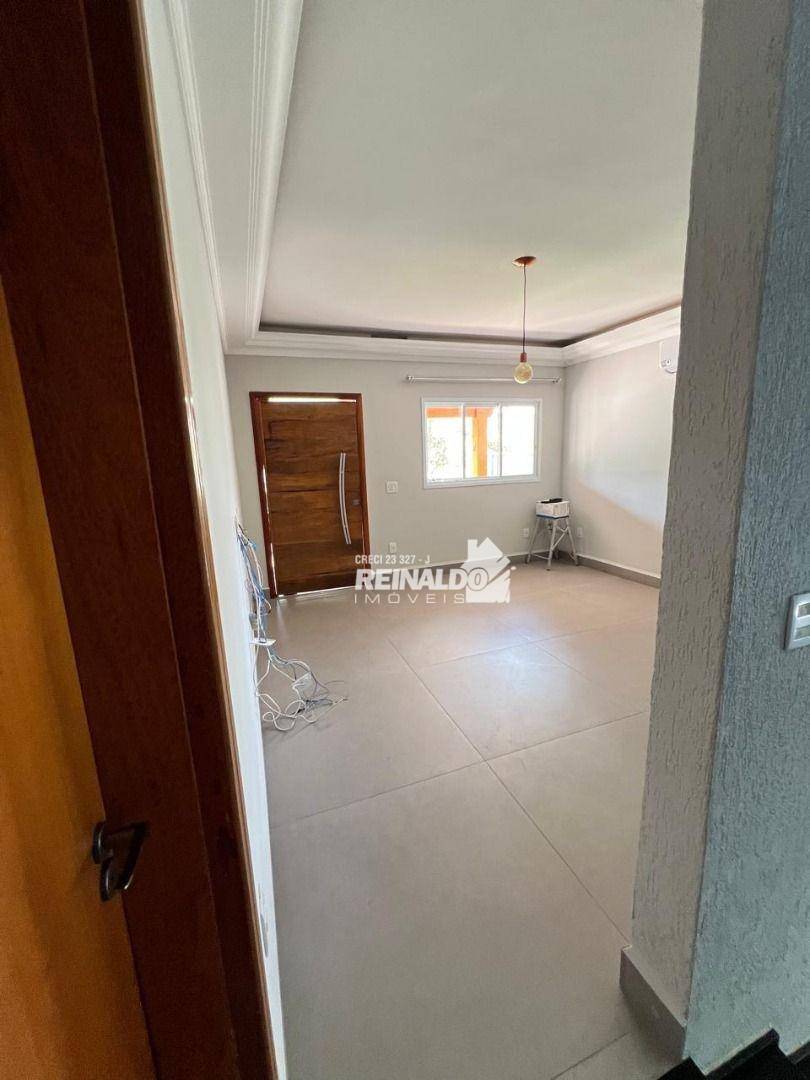 Casa de Condomínio para alugar com 4 quartos, 330m² - Foto 6