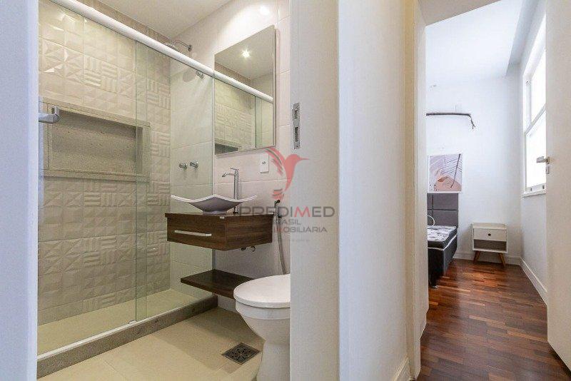 Apartamento à venda com 2 quartos, 80m² - Foto 18