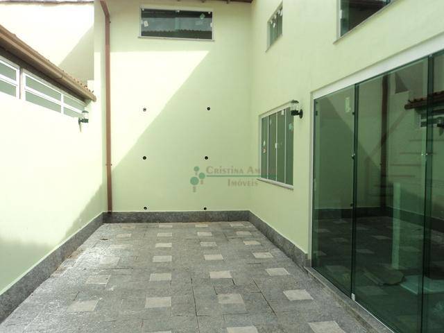 Casa à venda com 3 quartos, 180m² - Foto 14