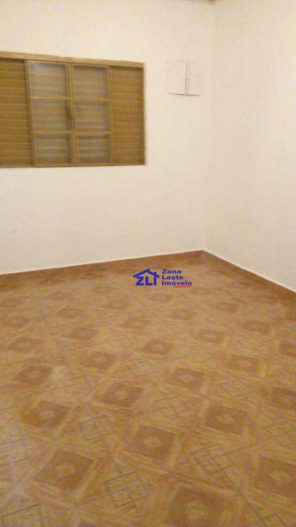 Casa à venda com 2 quartos, 120m² - Foto 4