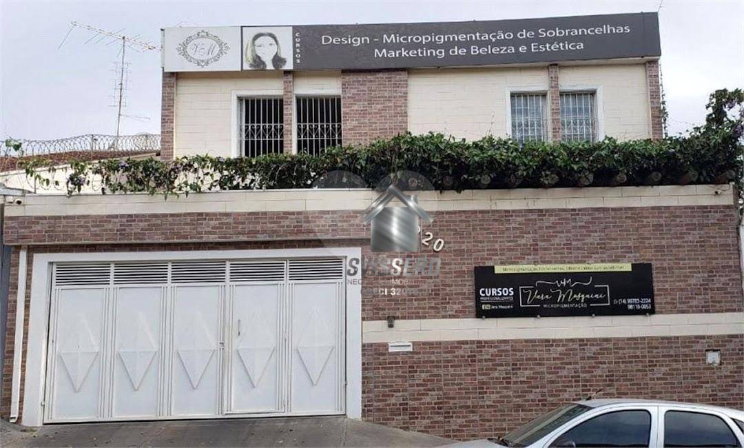 Casa, 4 quartos, 440 m² - Foto 1