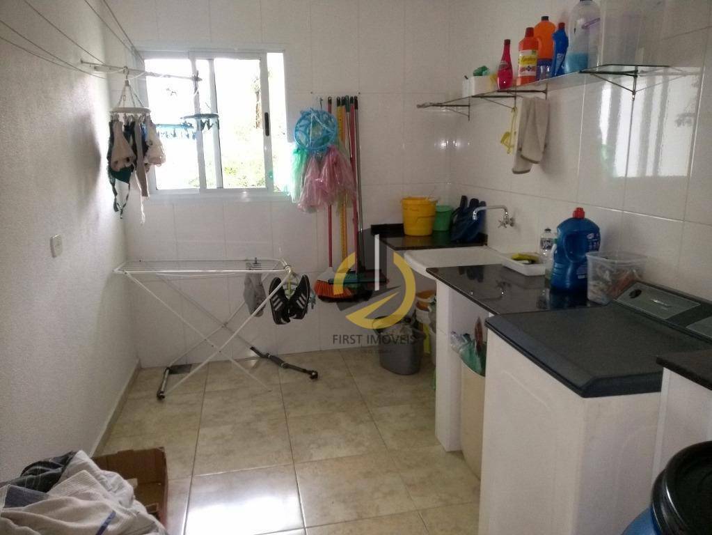 Sobrado à venda com 3 quartos, 300m² - Foto 15