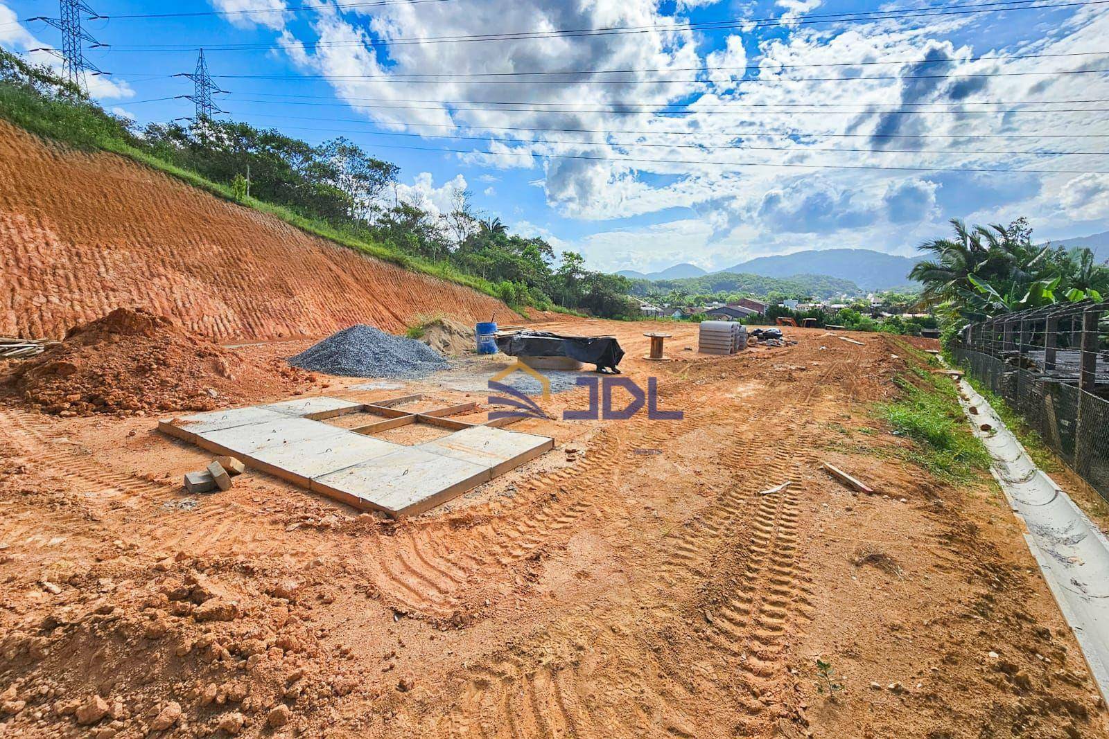 Terreno à venda, 1708M2 - Foto 8