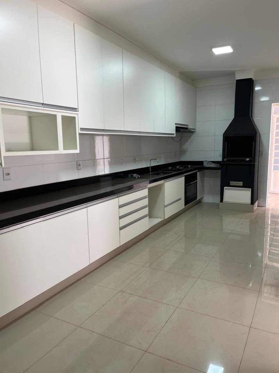 Casa à venda com 3 quartos, 126m² - Foto 4