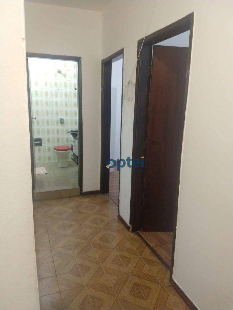 Sobrado para alugar com 3 quartos, 200m² - Foto 14