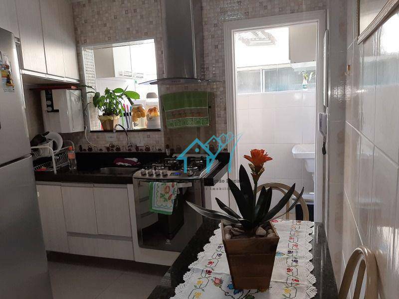 Apartamento à venda com 2 quartos, 64m² - Foto 4