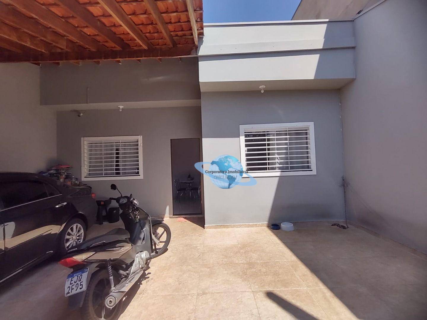 Casa à venda com 2 quartos, 68m² - Foto 3