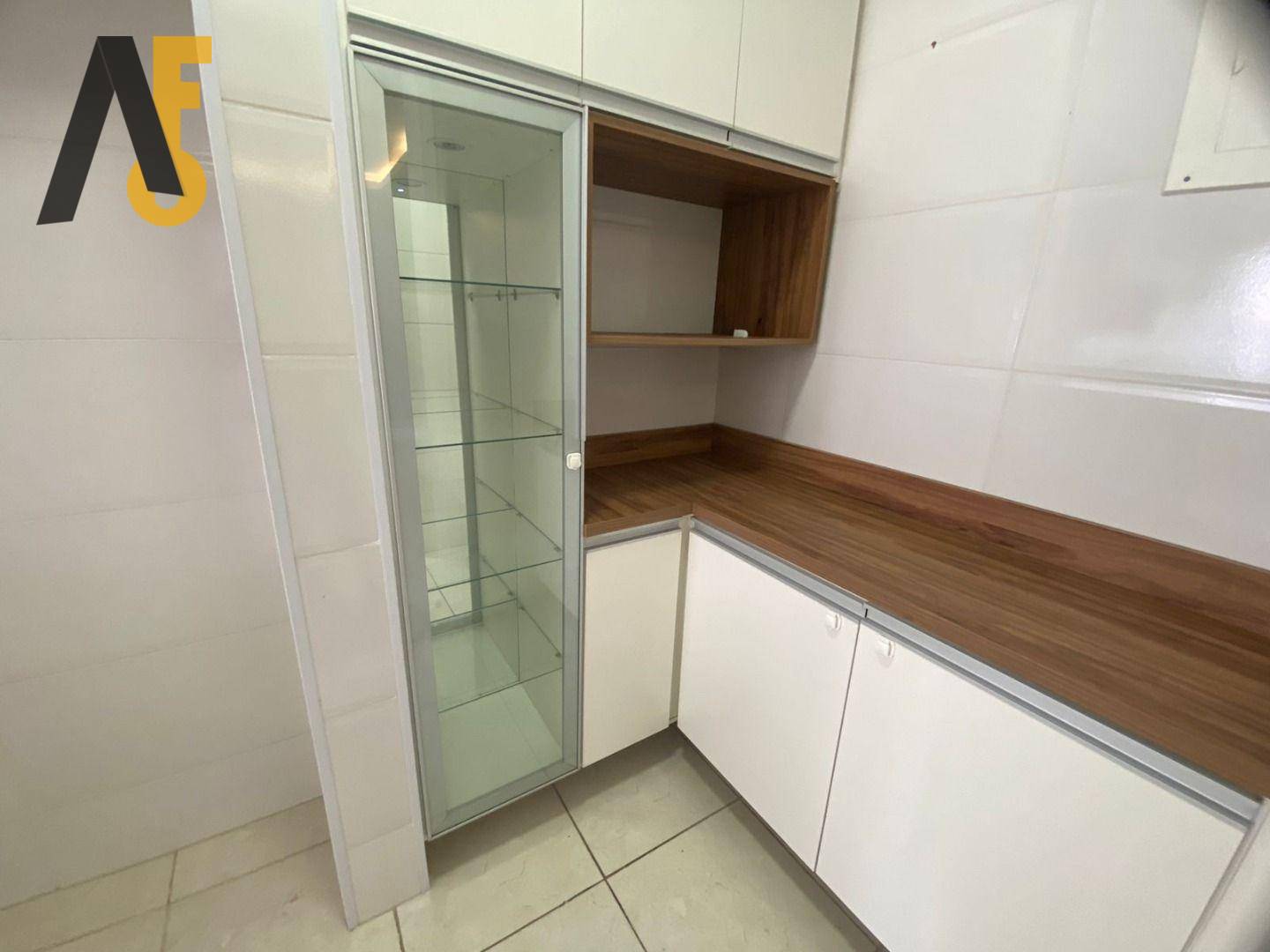 Apartamento à venda com 2 quartos, 64m² - Foto 10