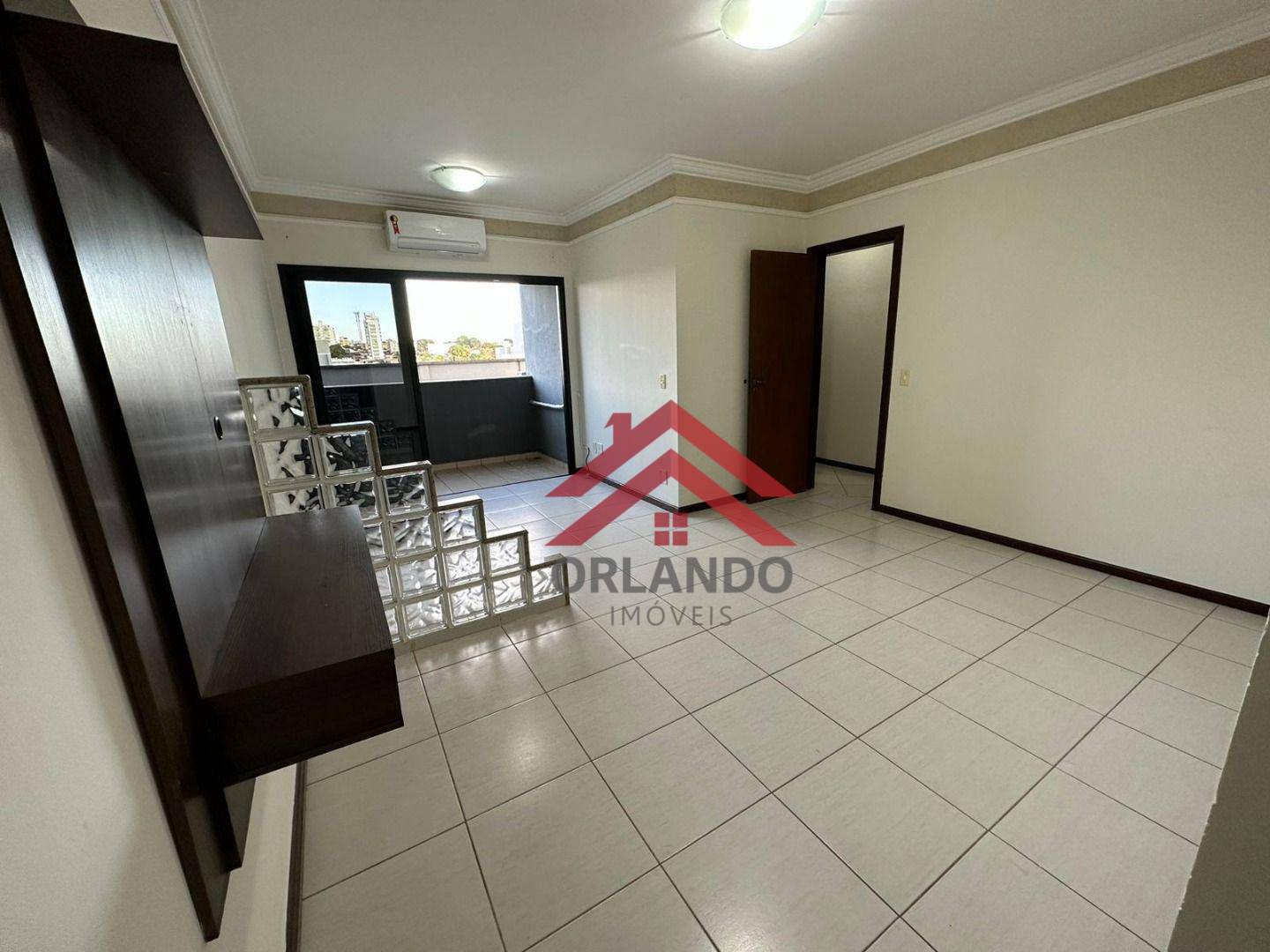 Apartamento à venda com 3 quartos, 85m² - Foto 1