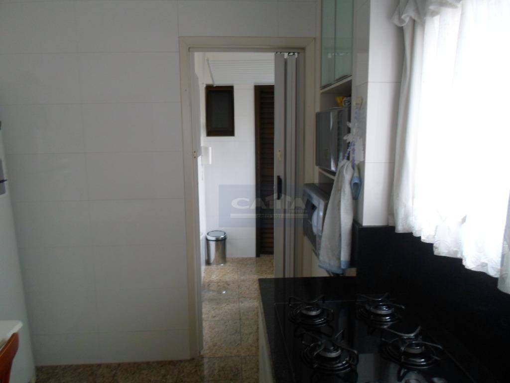 Apartamento à venda com 3 quartos, 84m² - Foto 25