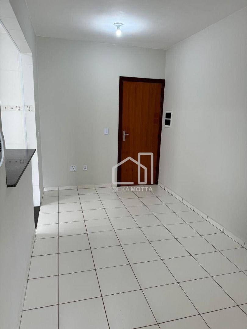 Apartamento à venda com 2 quartos, 50m² - Foto 4