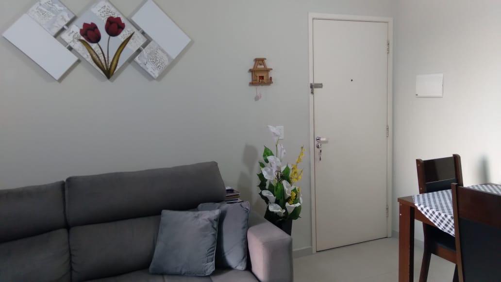 Apartamento à venda com 2 quartos, 48m² - Foto 4