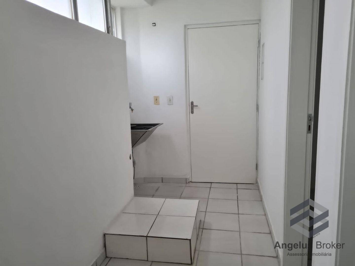 Apartamento à venda com 3 quartos, 180m² - Foto 13