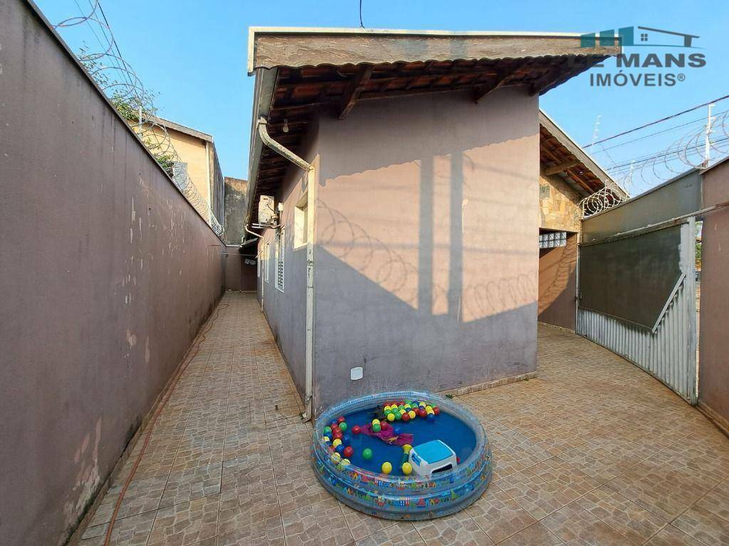 Casa à venda com 3 quartos, 105m² - Foto 10