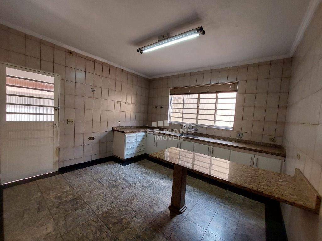 Casa à venda com 3 quartos, 327m² - Foto 6