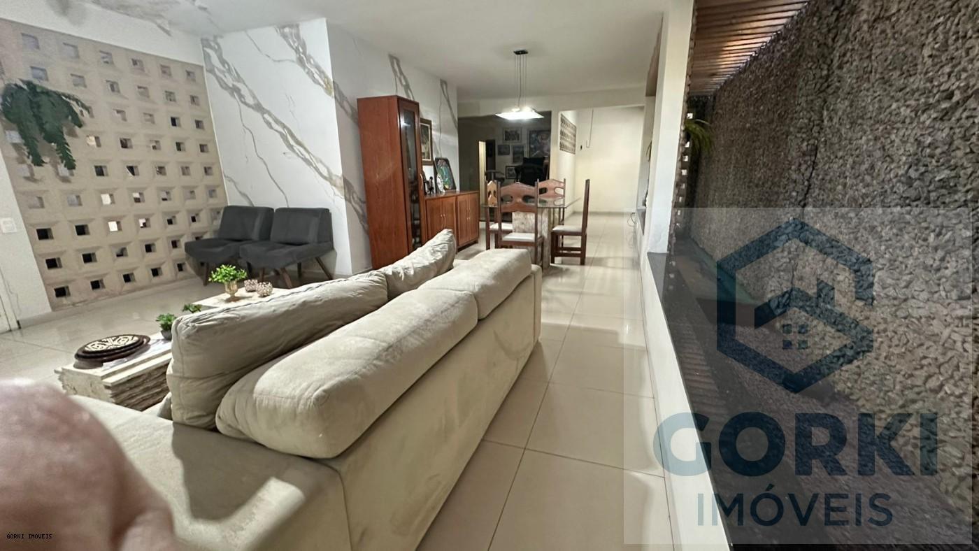 Casa à venda com 4 quartos, 128m² - Foto 9