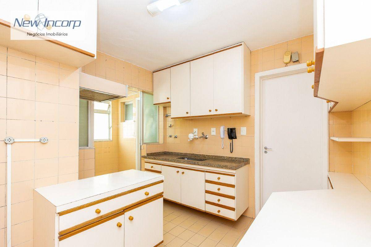 Apartamento à venda com 3 quartos, 95m² - Foto 15