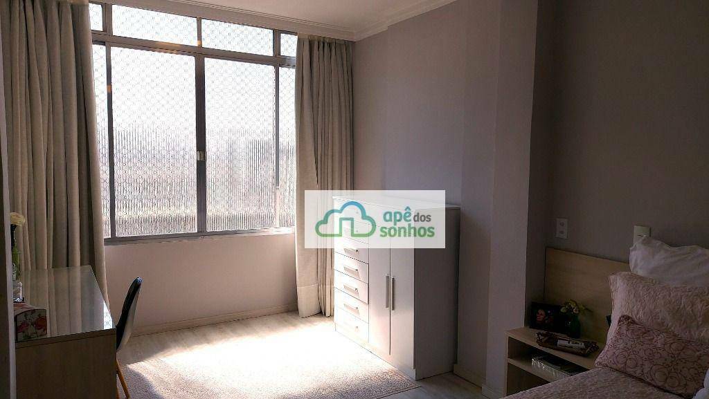 Apartamento à venda com 3 quartos, 179m² - Foto 29