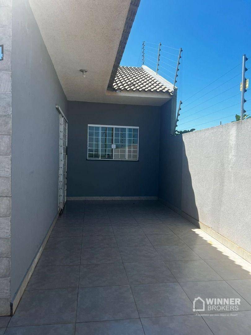 Casa à venda com 3 quartos, 62m² - Foto 2