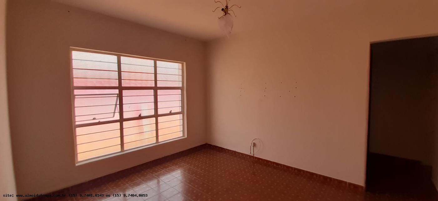 Casa para alugar com 4 quartos, 150m² - Foto 10