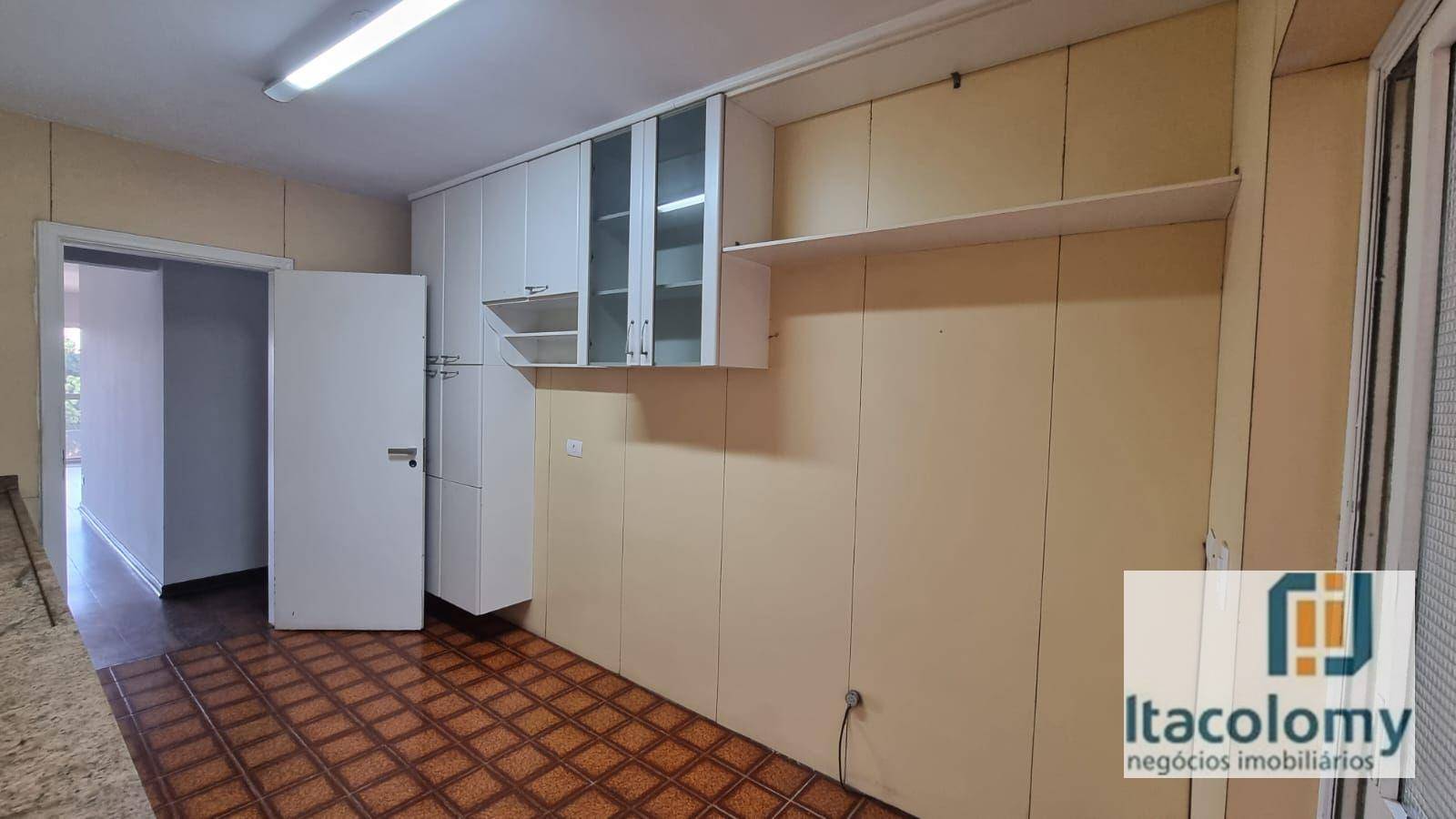 Apartamento à venda com 3 quartos, 170m² - Foto 14