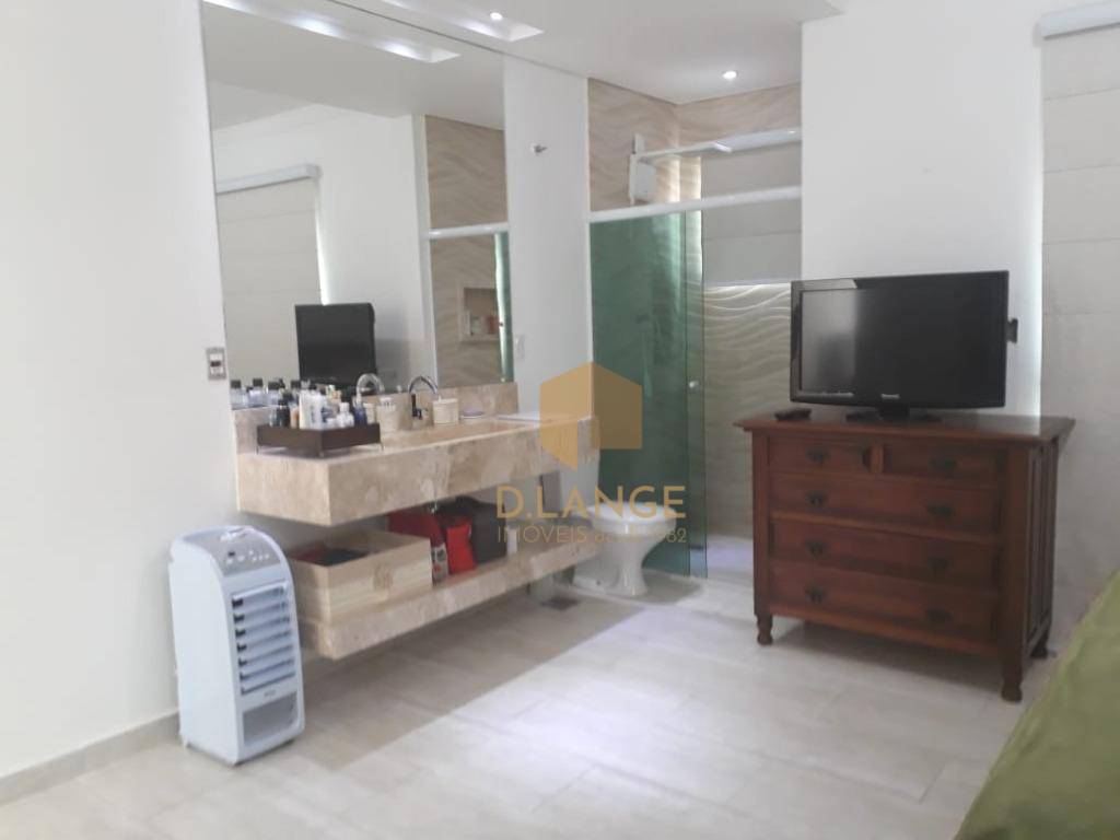 Casa à venda com 4 quartos, 250m² - Foto 11