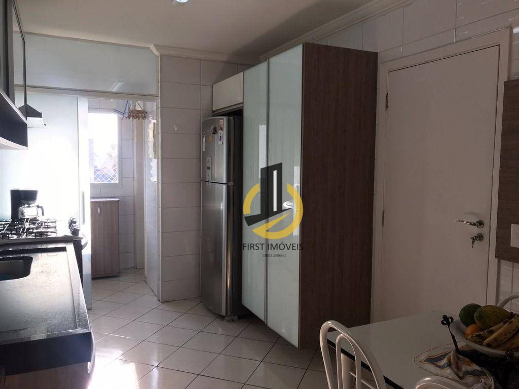 Apartamento à venda com 3 quartos, 97m² - Foto 6