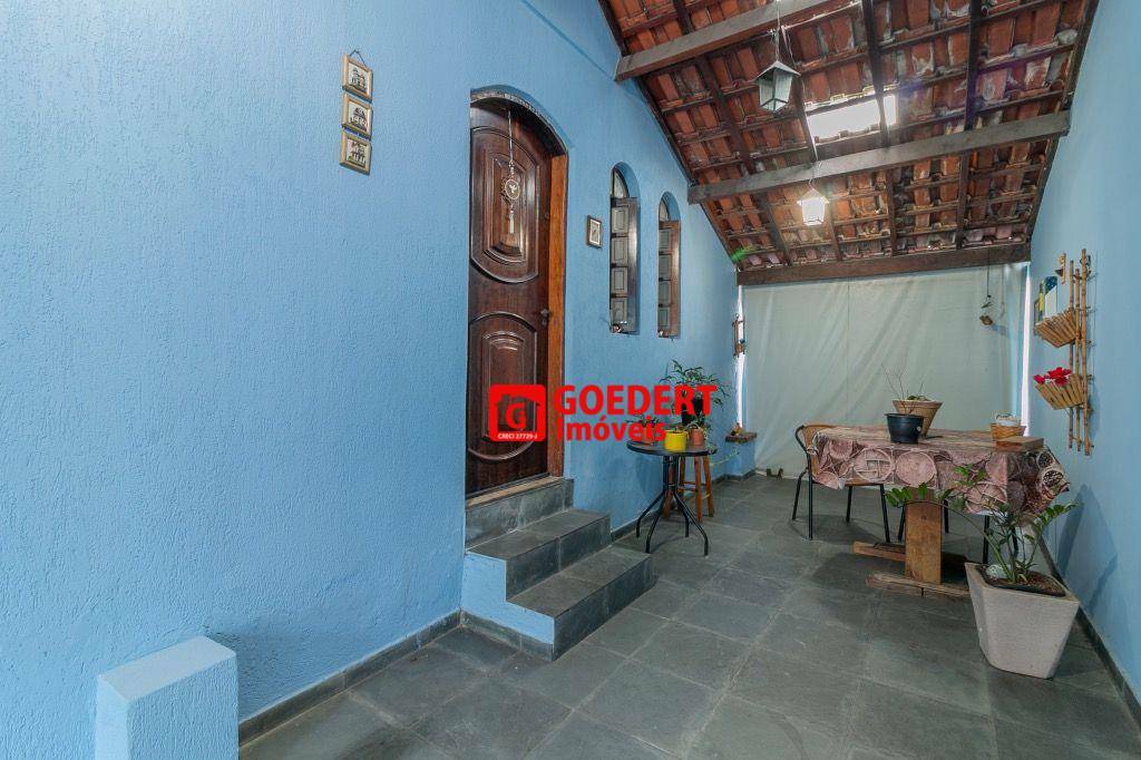 Sobrado à venda com 3 quartos, 175m² - Foto 4
