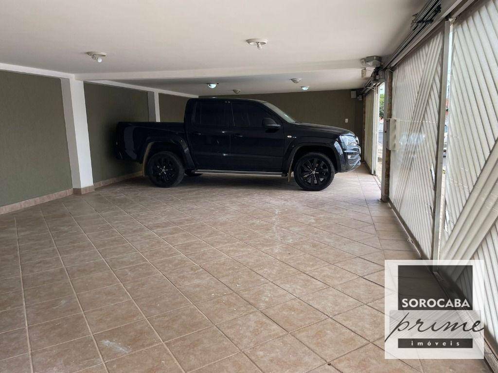 Casa à venda e aluguel com 3 quartos, 375m² - Foto 2