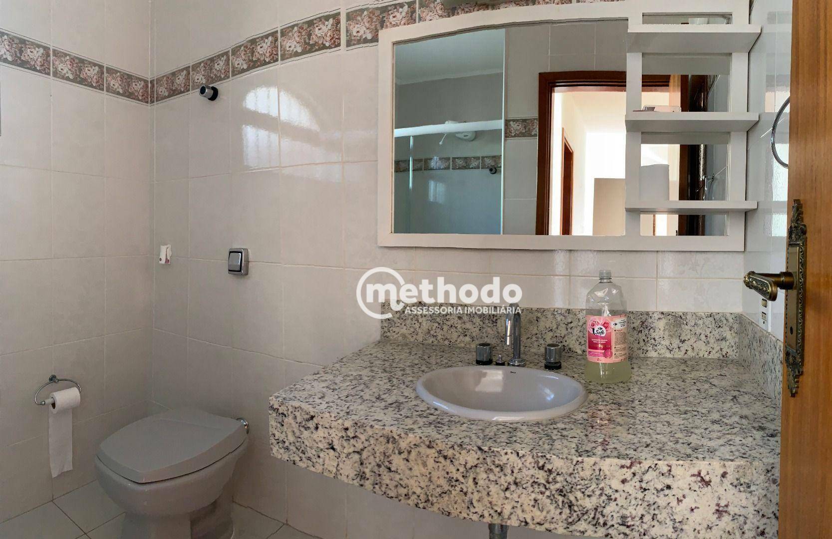 Casa à venda com 4 quartos, 244m² - Foto 19